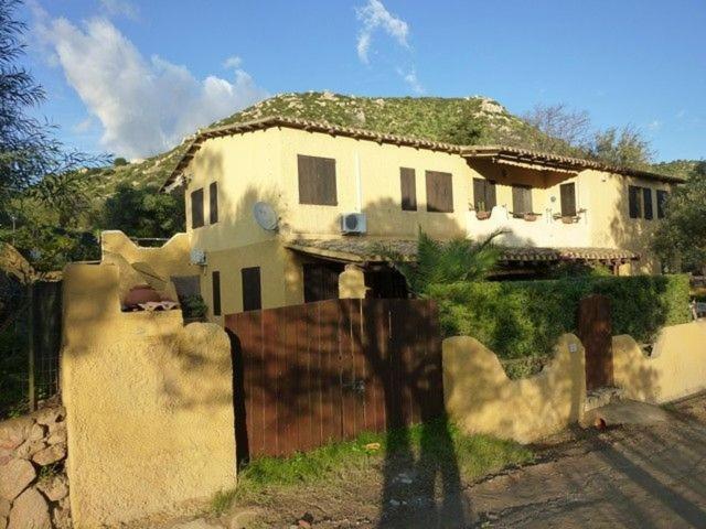 Casa Vacanza In Sardegna Wi-Fi Free ตอเรเดลเลสเตลเล ภายนอก รูปภาพ